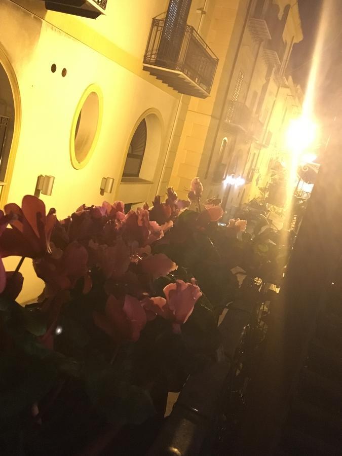 Apartamento Ai Carrettieri Della Cattedrale